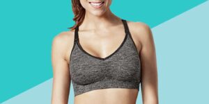 4 Gym Tops with Integrated Bra for Mothers